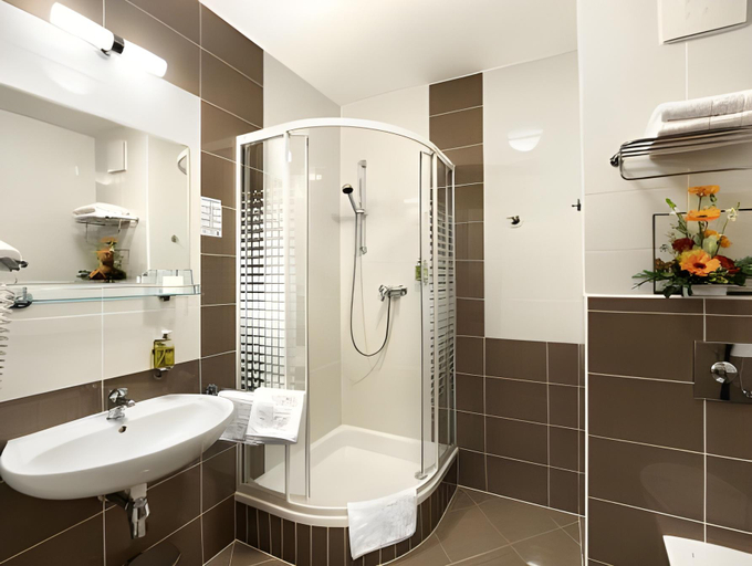 Bathroom 5, Parkhotel Hluboka Nad Vltavou, České Budějovice