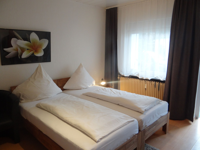 Bedroom 4, Apartmenthaus am Achteck, Darmstadt