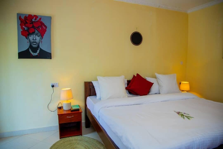 Bedroom 3, Helens Luxury Resort, Karatu