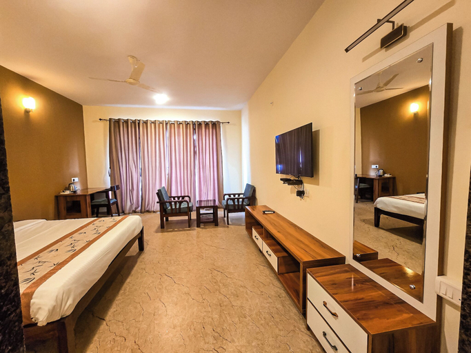 Bedroom 2, Wonder Mist Resort, Satara