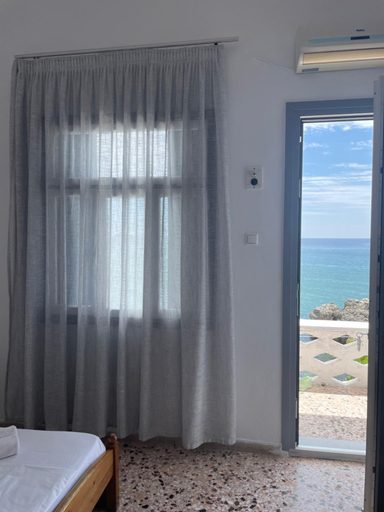 Bedroom 4, Chrisopetro Rooms, North Aegean