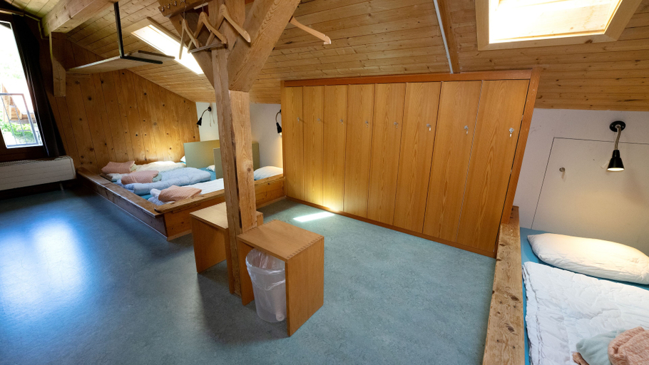 Others 4, Youth Hostel Brienz, Interlaken