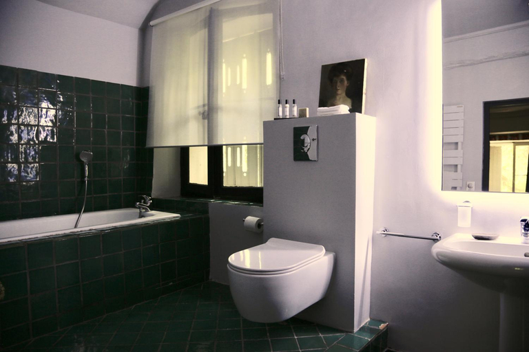 Bathroom, La Suite de la Bastide, Aude