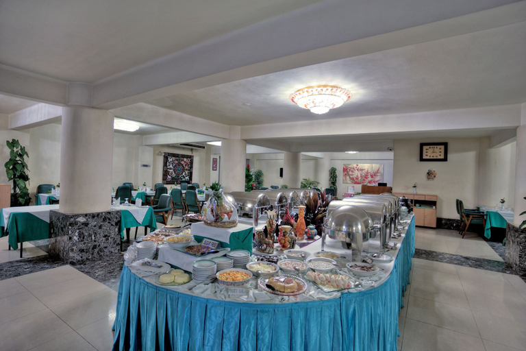 Food & Drinks 5, Hotel Purbani International Limited, Dhaka