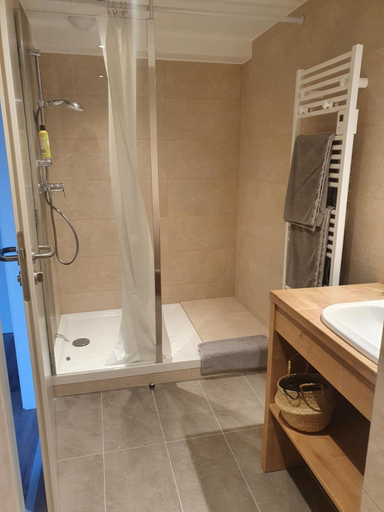 Bathroom 6