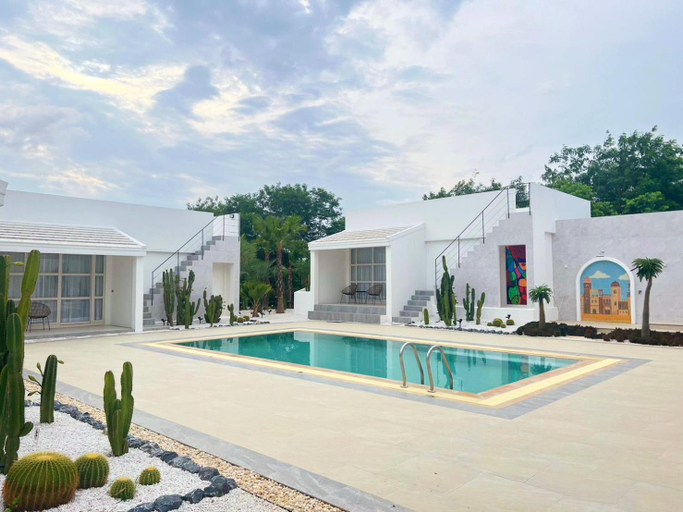 Swimming Pool 7