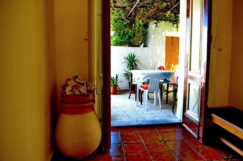 Others 5, Villa Pavlos, South Aegean