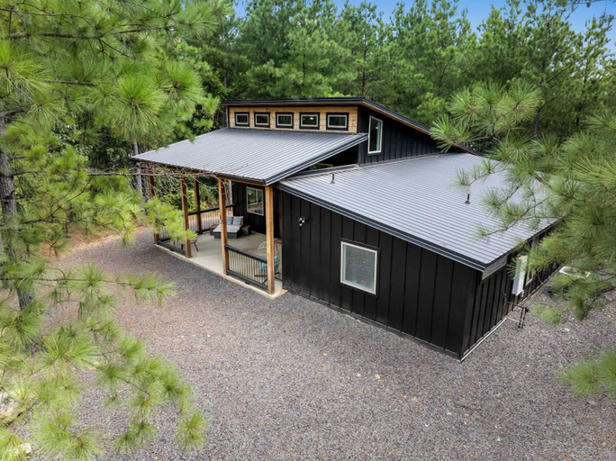 Exterior & Views 2, Whispering Retreat Sleeps 4, McCurtain