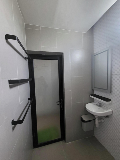Bathroom 6