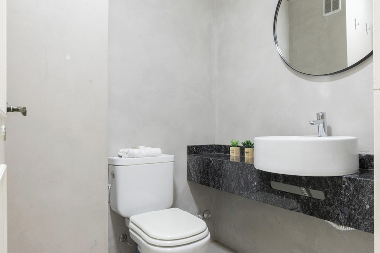 Bathroom 3, MOT Charcas 3000, Distrito Federal