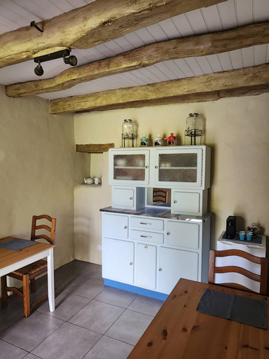 Others 5, Auberge des Pensees, Gironde