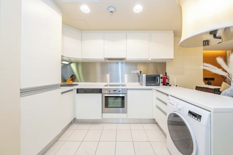Others 5, Holistay luxury homes-Dubai mall Studio, Dubai