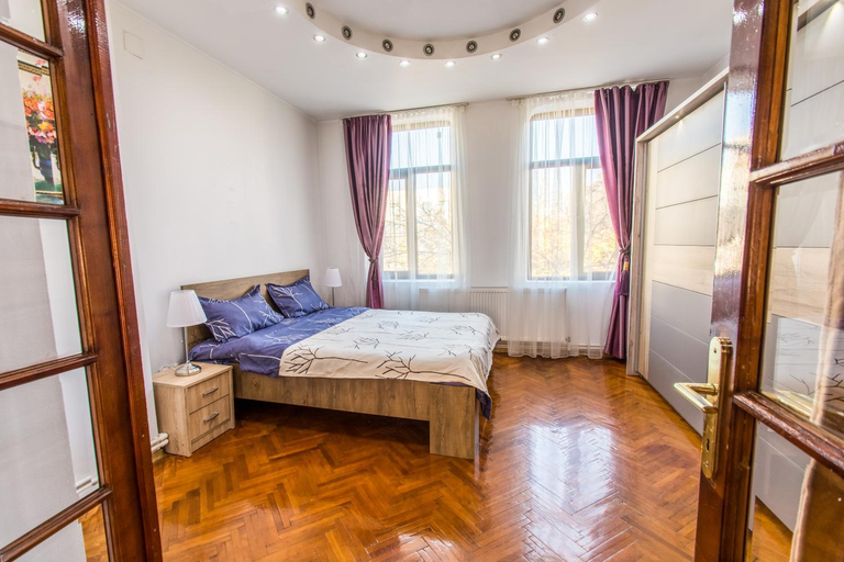 Others 4, Apartment Faryna, Municipiul Bucuresti