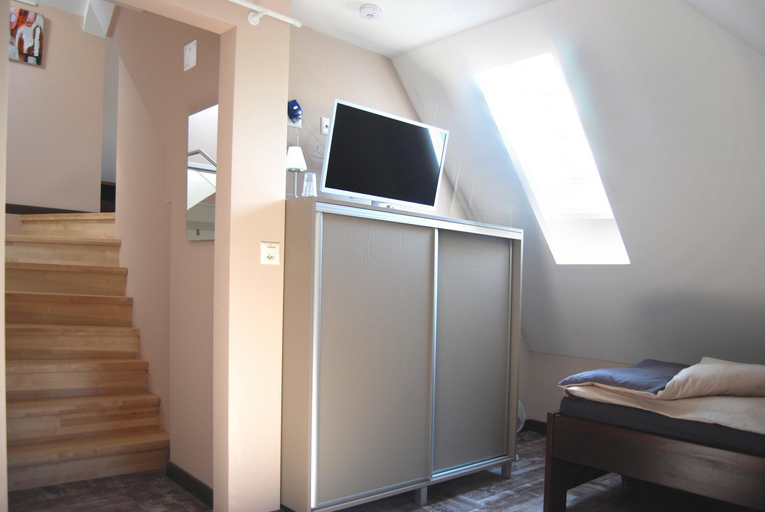 Bedroom 10