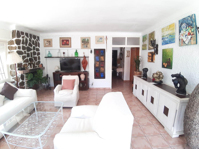 Others 5, Chalet Miraflores, Alicante