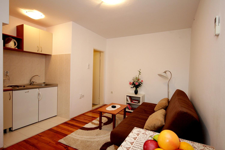Others 3, Guesthouse Draskovic