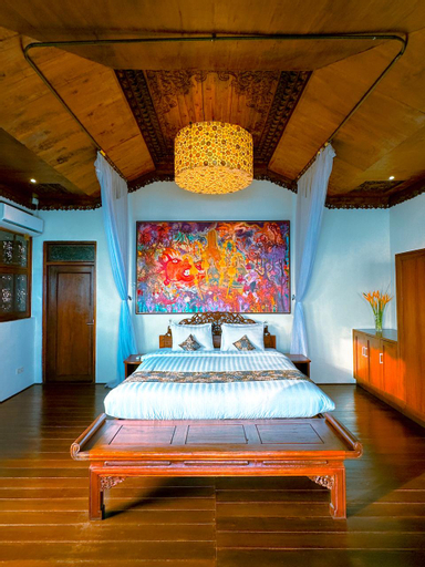 Bedroom 13