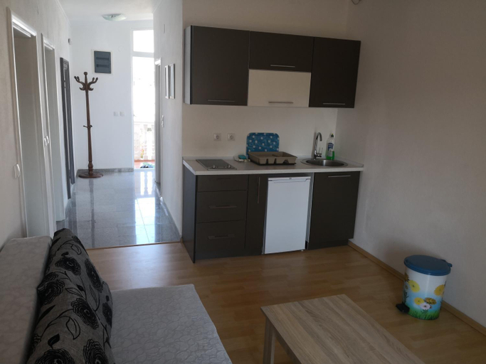 Others 3, Apartments Montenegrina