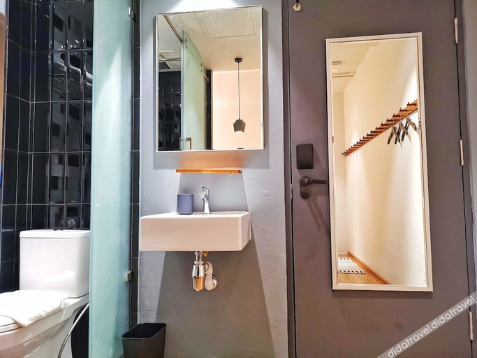 Bathroom 3, TOOJOU Kota Kinabalu - Hostel, Kota Kinabalu