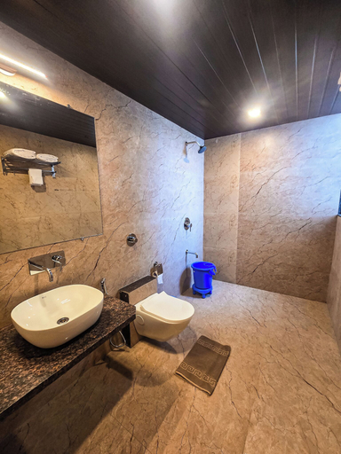 Bathroom, Wonder Mist Resort, Satara