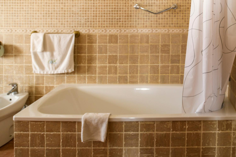 Bathroom 2, Casas Rurales de Vicorto, Albacete