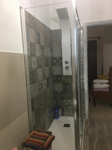 Bathroom 3, Siracusa Vacanze, Syracuse