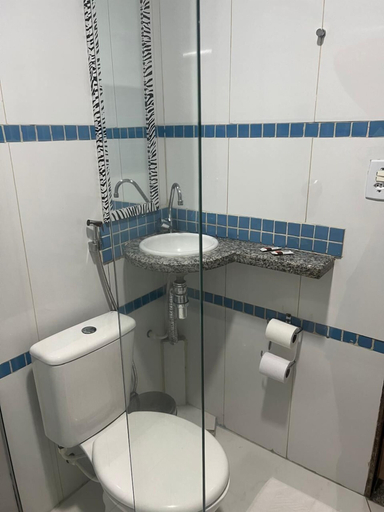Bathroom 5, Hotel orla Guest House, Petrolina