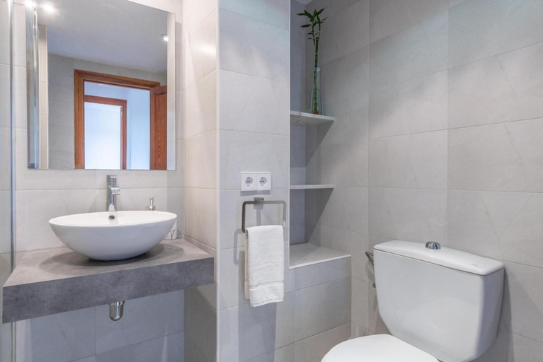 Bathroom 5, BRESSOL DELUXE Apartments, Baleares