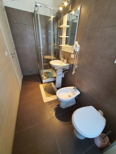 Bathroom 4, 4Rooms Guest House Salerno, Salerno