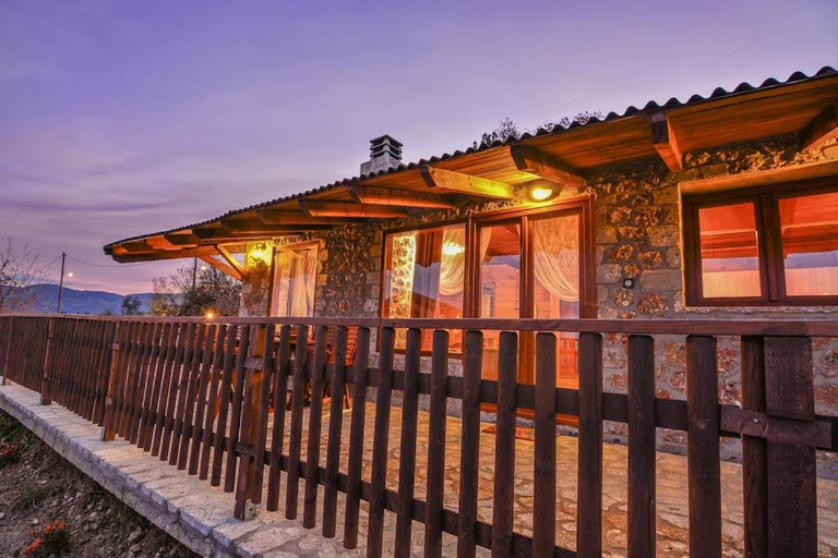 2, Katoikies Aiolos, Peloponnese
