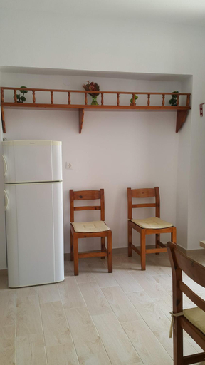 Others 4, Lindos centre studios, South Aegean
