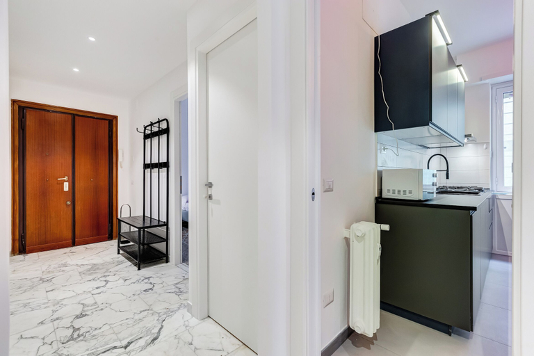 Others 5, Gianicolo Apartment with Terrace, Roma