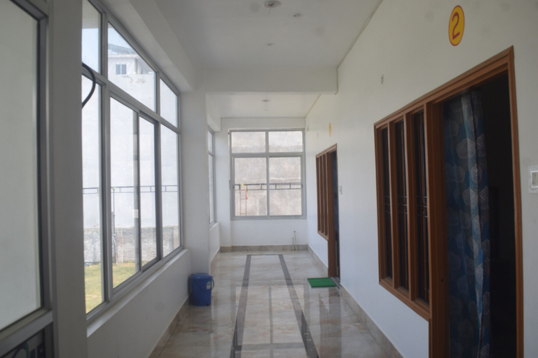 Others 5, Amrit Palace, Faizabad