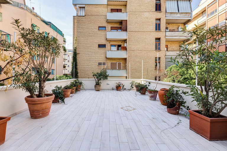 Exterior & Views 2, Gianicolo Apartment with Terrace, Roma