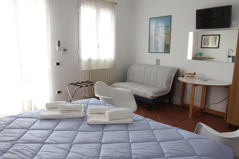 Bedroom 2, AGRITURISMO CASA RICOTTA, Matera