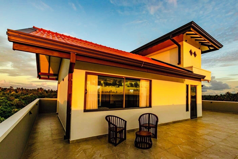 Exterior & Views 2, Ocean Front Villa, Hikkaduwa