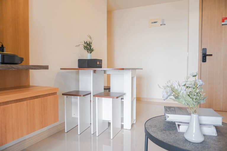 Dining Room 11