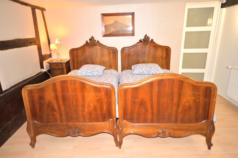 Bedroom 3, CHEZ CECILE Bed and Breakfast chez le VIGNERON, Haut-Rhin