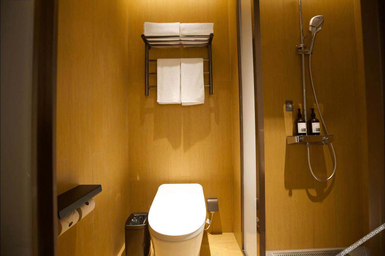 Bathroom 3, JI Hotel (Tianjin Five Avenues), Tianjin