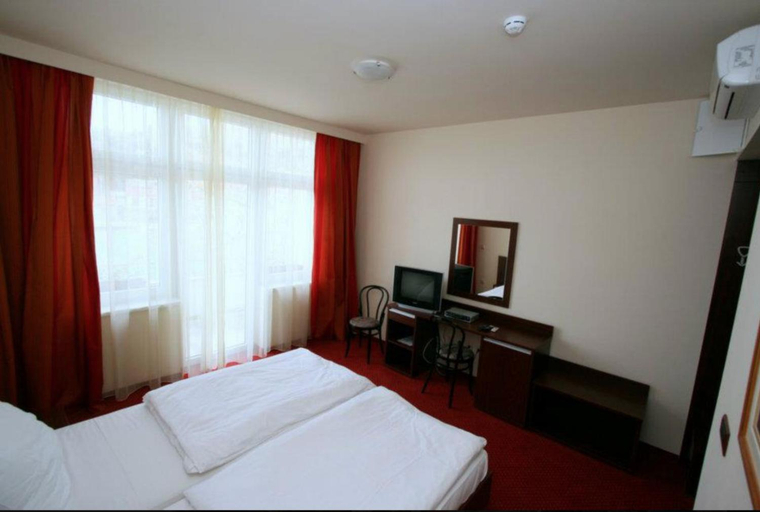 Bedroom 3, Lux Hotel Pansion, Senj