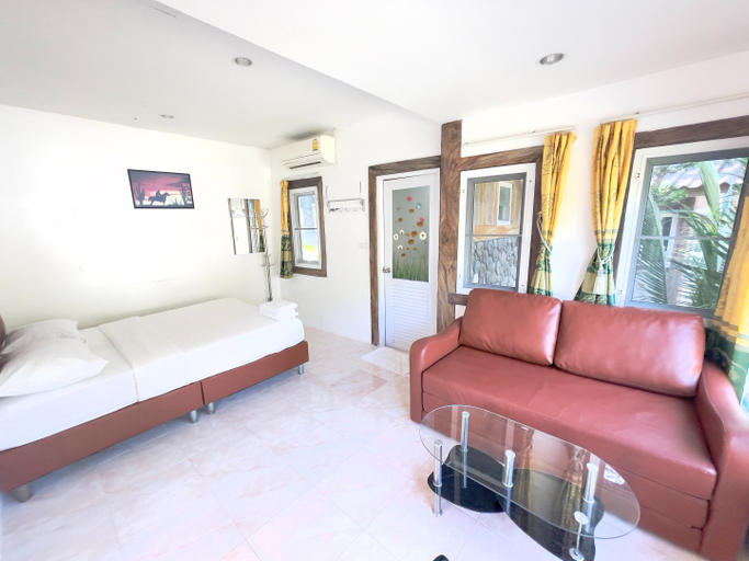 Bedroom 2, Punpoon resort, Bang Lamung