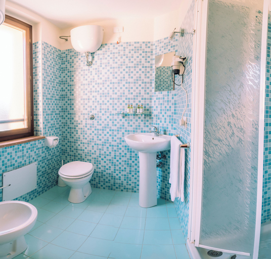 Bathroom 5, Hotel with swimming pool in Arbus, Medio Campidano