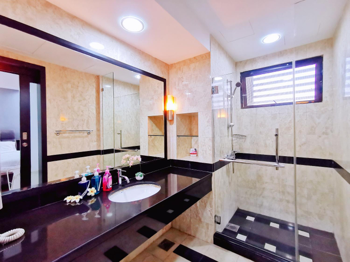 Bathroom 2, Amazing Resort Suite at Pulai Springs Resort, Johor Bahru