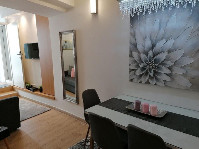 Others 3, Apartment AD - Pirovac, Pirovac