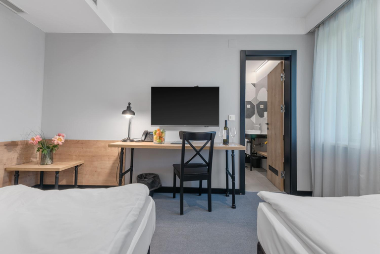 Bedroom 3, The Loop, Zagreb