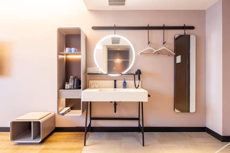 Bathroom 3, Hanting Hotel Xuchang Bayi Road, Xuchang