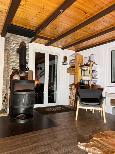 Others 4, Le Joly Chalet, Courtelary
