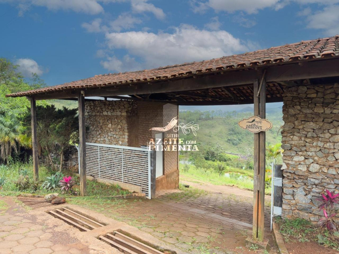 Others 3, Sitio Azeite com Pimenta, Itabirito