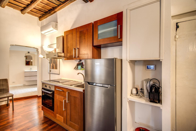 Others 4, Colonna Suite - Rome Trastevere, Rome