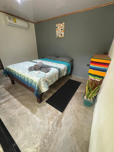 Others 5, DS House, Puntarenas